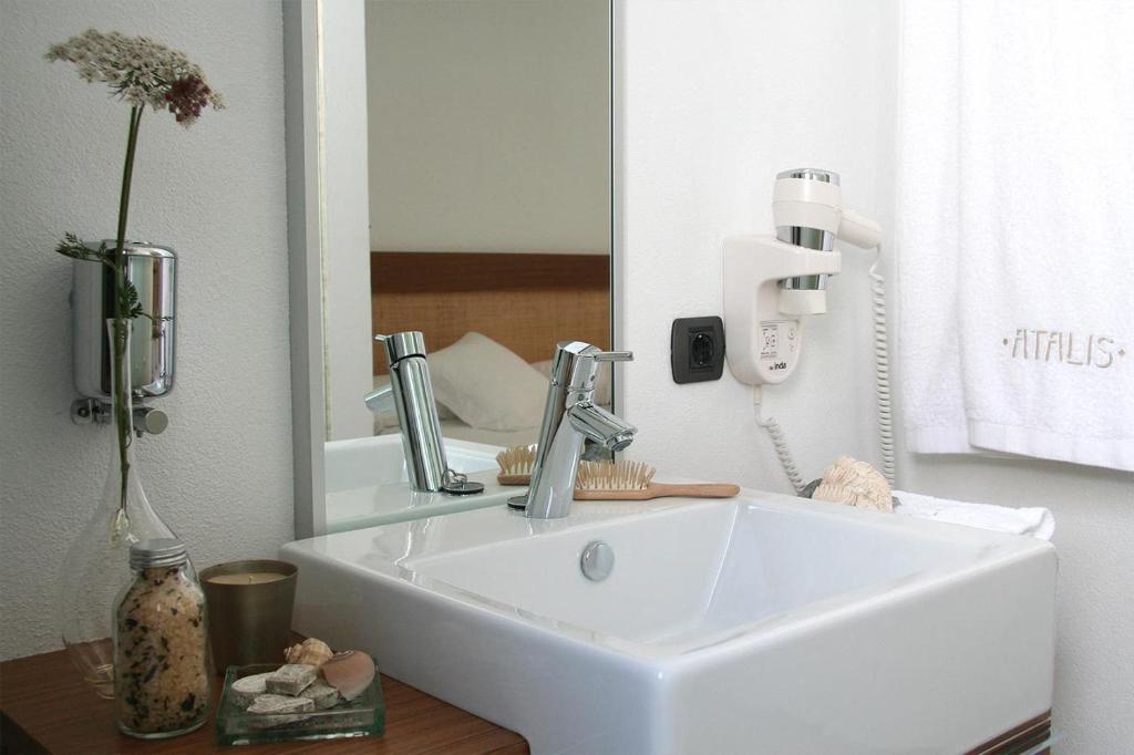 Finca Atalis - Adults Only Santo Tomas Room photo